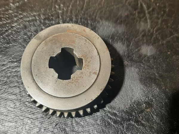 Schakeltandwiel t38 215.06.29